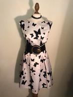 CLOSET LONDON DRESS SATIJN VLINDERS, Maat 38/40 (M), Overige kleuren, Verzenden, Zo goed als nieuw