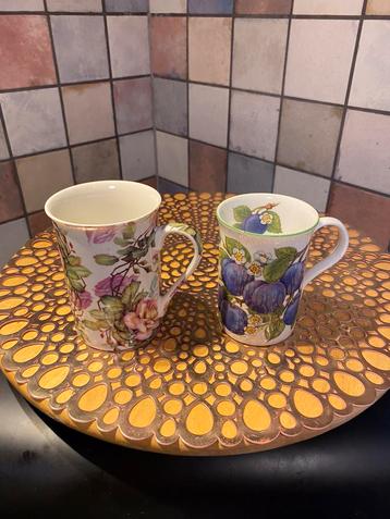 Leonardo Collection en Staffordshire bekers,bone China,2 st. beschikbaar voor biedingen