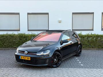 Volkswagen Golf 2.0 TSI 162KW 5D DSG 2013 Zwart GTI beschikbaar voor biedingen