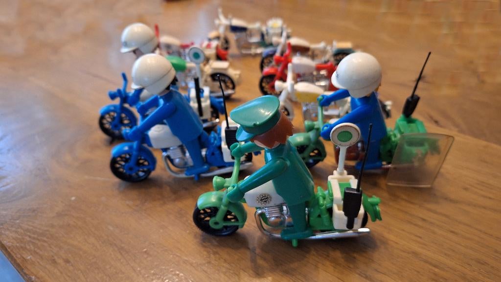 Playmobil motorfietsen en poppetjes jaren 70!, Kinderen en Baby's, Speelgoed | Playmobil, Gebruikt, Los playmobil, Ophalen of Verzenden