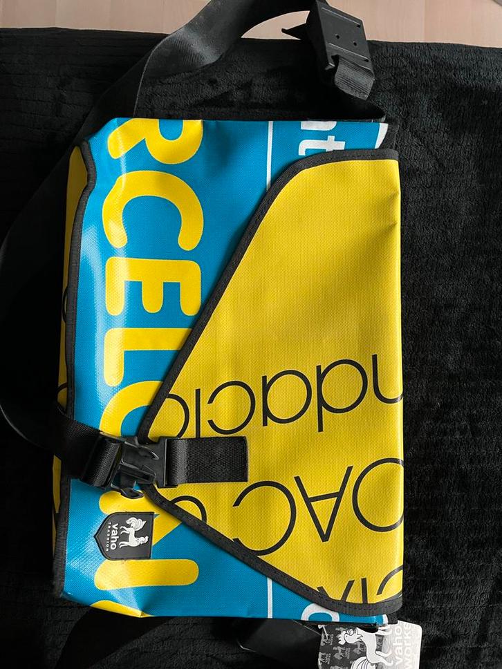 Vaho Schoudertas - Uniek Design!, Sieraden, Tassen en Uiterlijk, Tassen | Schoudertassen, Nieuw, Overige merken, Overige kleuren