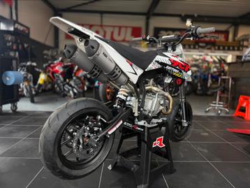 Ycf 190 Sm Daytona Wedstijd pitbike NIEUW!Supermotard beschikbaar voor biedingen