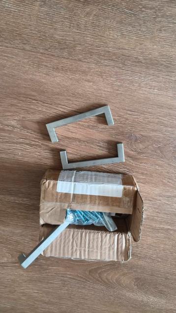 Kastgrepen - 10 stuks beschikbaar voor biedingen