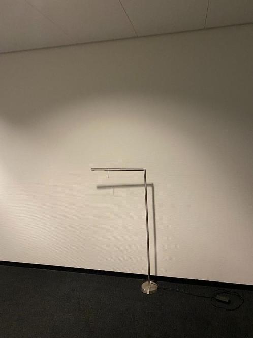 Vloerlamp led dimbaar, Huis en Inrichting, Lampen | Vloerlampen, Zo goed als nieuw, 150 tot 200 cm, Metaal, Ophalen