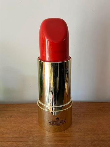 Moet Chandon Popart champagnekoeler Lipstick beschikbaar voor biedingen