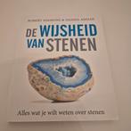 Robert Simmons - De wijsheid van stenen, Boeken, Achtergrond en Informatie, Spiritualiteit algemeen, Ophalen of Verzenden, Zo goed als nieuw