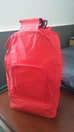 Tassen: Grote rode reistas - multifunctioneel, Ophalen of Verzenden, Zo goed als nieuw, Rood, 30 cm of meer