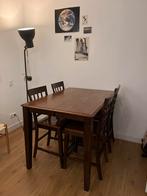 Uitschuifbare hoge eettafel met stoelen (massief hout), Huis en Inrichting, Ophalen, Gebruikt, 4 tot 6 stoelen