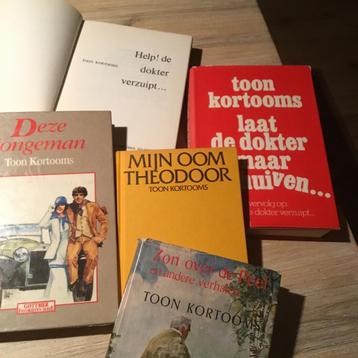 Streekromans 5 st. Toon Kortooms beschikbaar voor biedingen