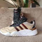 Adidas Alexander Wang Limited Edition - Maat 46, Kleding | Heren, Schoenen, Overige kleuren, Ophalen of Verzenden, Adidas, Sneakers of Gympen