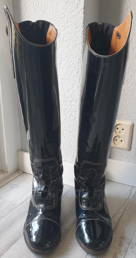 GEBRUIKTE MONDINI LAK RIJLAARZEN MET VETERTJE, MAAT 39 M, Dieren en Toebehoren, Paardrijkleding, Gebruikt, Dames, Kinderen, Schoeisel