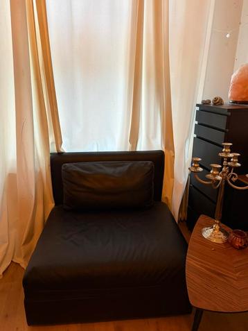 Zwarte leer look loveseat ikea beschikbaar voor biedingen