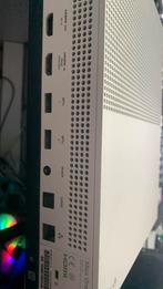 Xbox one s met ufc erin, Spelcomputers en Games, Verzenden, Zo goed als nieuw, Sport