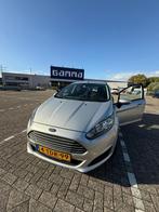 Ford Fiësta 1.0 48KW/65PK 5D 2014 Grijs, Auto's, Ford, 525 kg, 23 km/l, Origineel Nederlands, Handgeschakeld