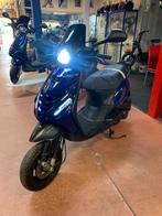 Gebro scooters: Piaggio zip SP line 45km BJ2023 MOTORSCHADE, Ophalen, Gebruikt, Maximaal 45 km/u, Zip