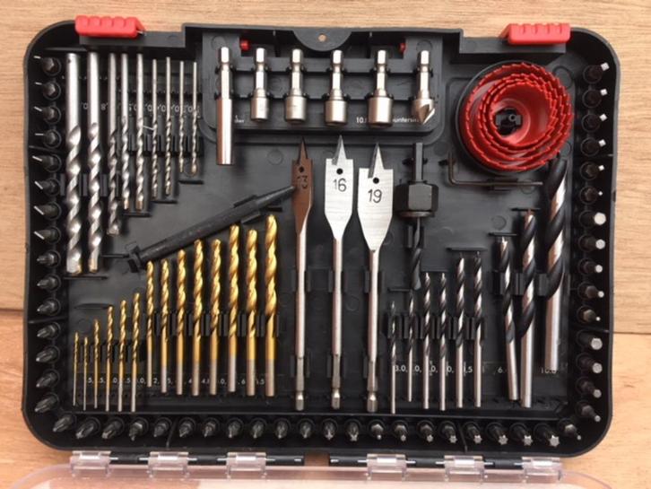 Boren en bitsset 100 dlg in koffer., Hobby en Vrije tijd, Knutselen, Nieuw, Gereedschap of Toebehoren, Ophalen of Verzenden