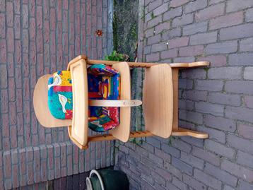 Tripp trap kinderstoel met stoel verkleiner  beschikbaar voor biedingen