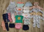 Mooi pakket meisjeskleding, maat 68. Pakjes, shirts, jurkjes, Kinderen en Baby's, Babykleding | Maat 68, Meisje, Ophalen of Verzenden