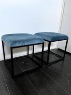 Blauwe, Velvet (fluweel) Krukjes, 2 stuks, 37x37x38 cm, Ophalen, Gebruikt, Staal