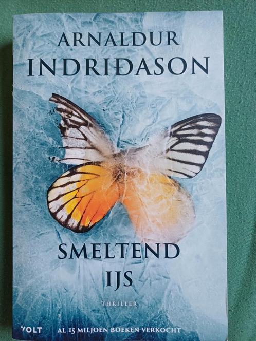 Arnaldur Indridason - Smeltend ijs, Boeken, Thrillers, Zo goed als nieuw, Nederland, Ophalen of Verzenden