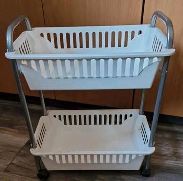 Keuken of badkamer trolley beschikbaar voor biedingen