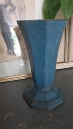 Oude Franse gietijzeren tuin vaas In n mooie kleur blauw, Ophalen of Verzenden