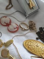 groot lot sieraden uit grote nalatenschap, Ophalen of Verzenden, Overige materialen