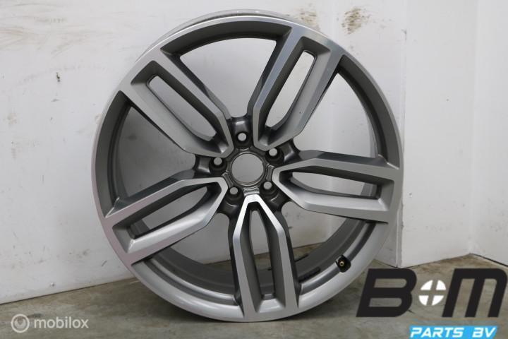 1 losse 21 inch lichtmetalen velg Audi Q5 8R 8R0601025AM, Auto-onderdelen, Banden en Velgen, Velg(en), Gebruikt