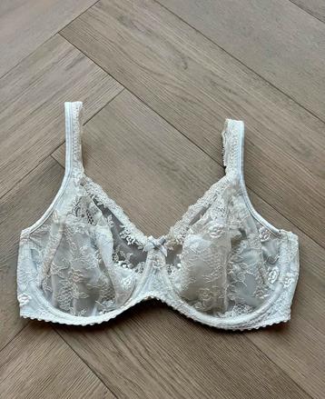 Prima Donna 80E Ivoor Kant FullCup (LEES BESCHRIJVING) beschikbaar voor biedingen