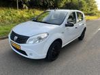 Dacia Sandero 1.4, Voorwielaandrijving, Gebruikt, Wit, 14 km/l