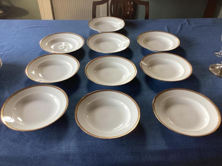 10 Limoges diepe borden met gouden rand - 25cm, Antiek en Kunst, Antiek | Servies compleet, Ophalen of Verzenden