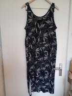 Zwarte jurk met bladerenprint - HEMA - Maat XL, Kleding | Dames, Zwart, Maat 46/48 (XL) of groter, Ophalen of Verzenden, HEMA