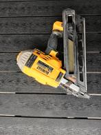 DeWalt constructietacker  bijna nieuw, Ophalen of Verzenden, Zo goed als nieuw