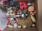 Doosje kerst ballen en diverse, Diversen, Kerst, Ophalen of Verzenden, Zo goed als nieuw