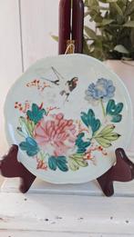 Vintage sierbordje, bord met vogel afbeelding, Pastel tinten, Gebruikt, Vintage, Ophalen of Verzenden, Nvt