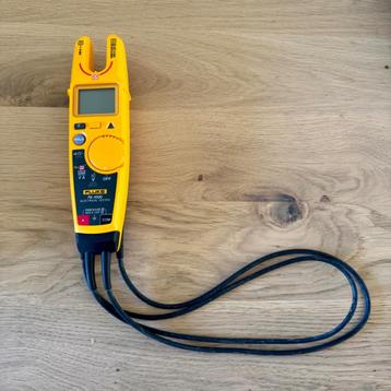 Fluke T6-1000 elektrische tester, 1000 V AC beschikbaar voor biedingen