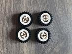 Lego Technic wielen, witte velg & smalle grof profiel band., Ophalen of Verzenden, Gebruikt, Losse stenen, Lego
