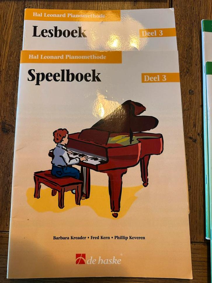 Pianoboeken Hal Leonard - Lesboek & Speelboek, Muziek en Instrumenten, Bladmuziek, Zo goed als nieuw, Les of Cursus, Klassiek