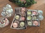 Diverse kerstballen mintgroen pastelroze en zilver, Diversen, Kerst, Ophalen of Verzenden, Zo goed als nieuw