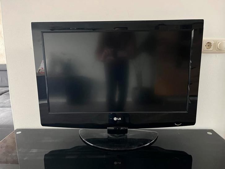 LG 32 inch LCD TV - Model 32LG2100, Audio, Tv en Foto, Televisies, Gebruikt, LCD, 40 tot 60 cm, HD Ready (720p), LG, 50 Hz, Ophalen