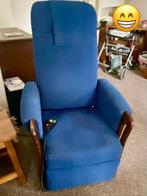 Elektrische gebruikte blauwe sta-op stoel, Huis en Inrichting, Stoelen, Ophalen of Verzenden, Gebruikt, Blauw, Eén