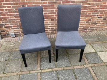 2xeetkamerstoel IKEA Henriksdal: grijs met zwarte poten/stof beschikbaar voor biedingen