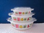 pyrex dekschalen+ juskom, Ophalen of Verzenden, Huis en Inrichting