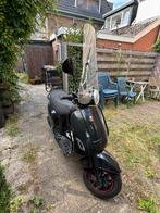 Toscana Scooter 2021 - Blauw Kenteken + Helm, Fietsen en Brommers, Scooters | Overige merken, Ophalen, Gebruikt, Benzine, Maximaal 25 km/u