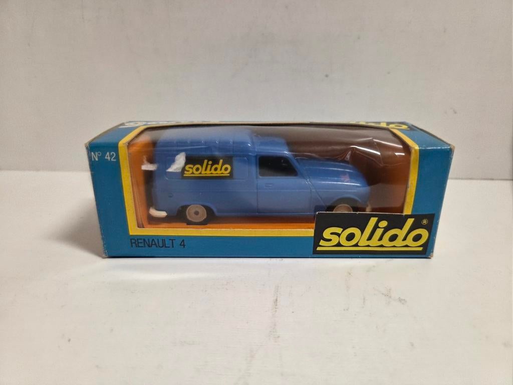 Solido Renault 4 1:43, Hobby en Vrije tijd, Modelauto's | 1:43, Auto, Ophalen of Verzenden, Zo goed als nieuw, .