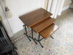 Set van drie vintage / industriele bijzettafels, ijzer/hout, Minder dan 55 cm, Vintage industrieel landelijk, Zo goed als nieuw