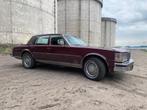 Cadillac Seville 5.7 Fuel INJ AUT 1977 Rood, Auto's, Automaat, Achterwielaandrijving, 8 cilinders, 181 pk