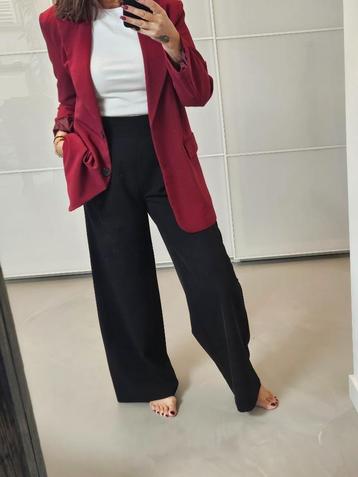 Bordeaux colber de trendkleur nieuw maat 38/ 40 beschikbaar voor biedingen