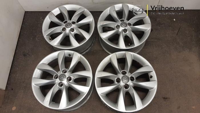 Velgen set van een Opel Adam (Adam 13-), Auto-onderdelen, Banden en Velgen, Personenwagen, Gebruikt, 3 maanden garantie, Ophalen of Verzenden