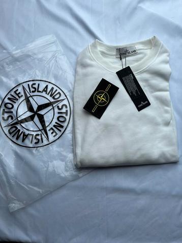 Stone island trui beschikbaar voor biedingen